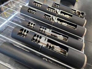 supresores, silanciardores, instructor de armas, c. constantin poindexter